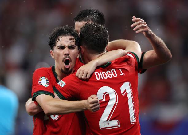 Cái chết của Diogo Jota và Andre Silva: nỗi đau đớn của Vitinha và làng bóng đá thế giới
